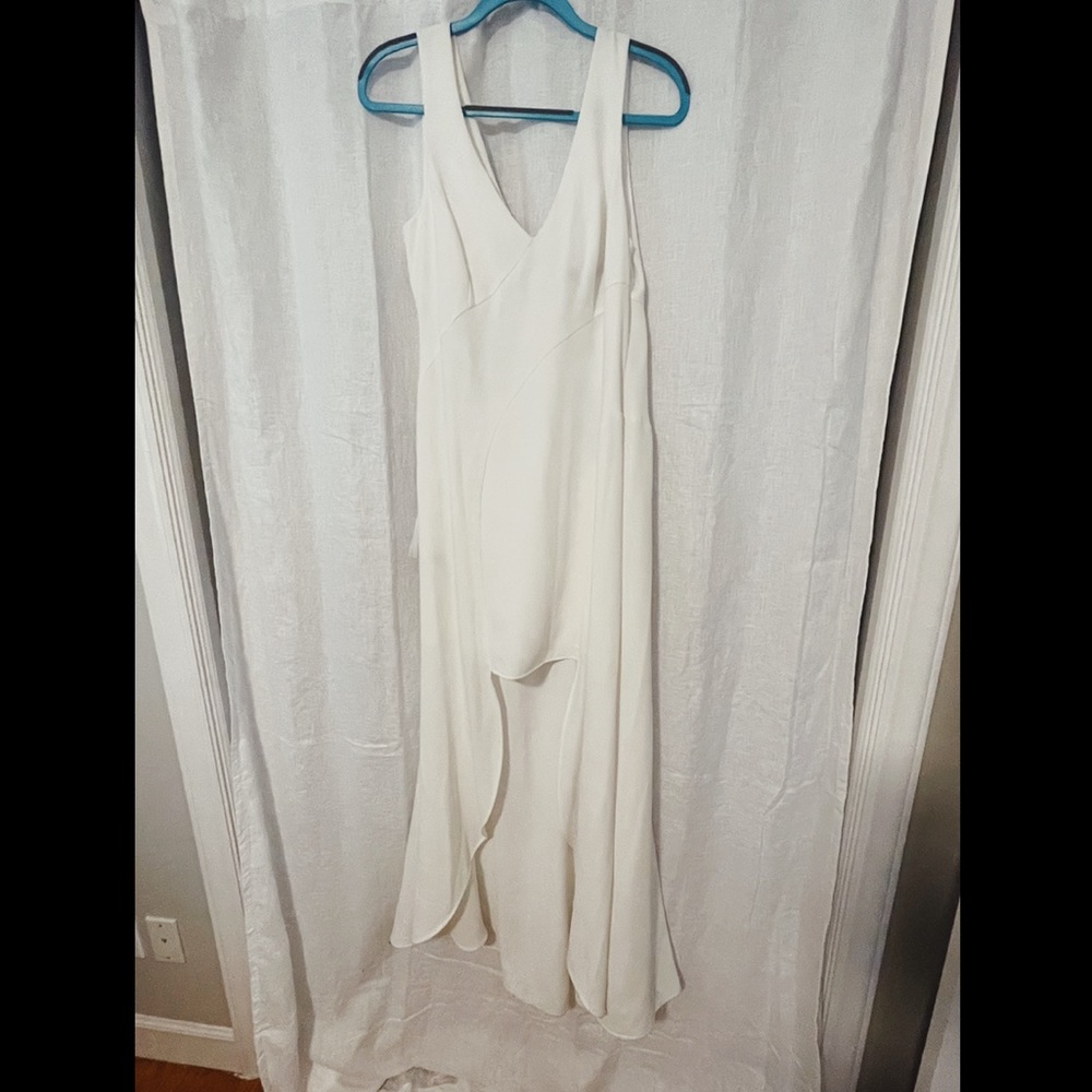 NWT! BCBG off-white high-low dress! Size 8. - Picture 5 of 5
